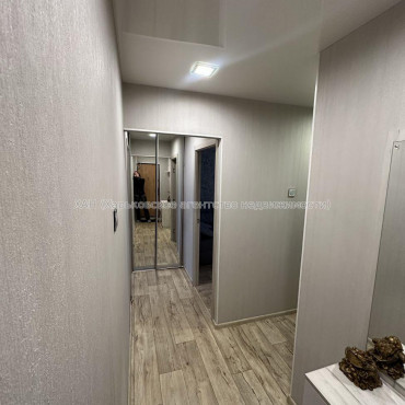 Продам квартиру, Байрона пр-т , 2  ком., 45 м², капитальный ремонт 