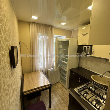 Продам квартиру, Байрона пр-т , 2  ком., 45 м², капитальный ремонт 