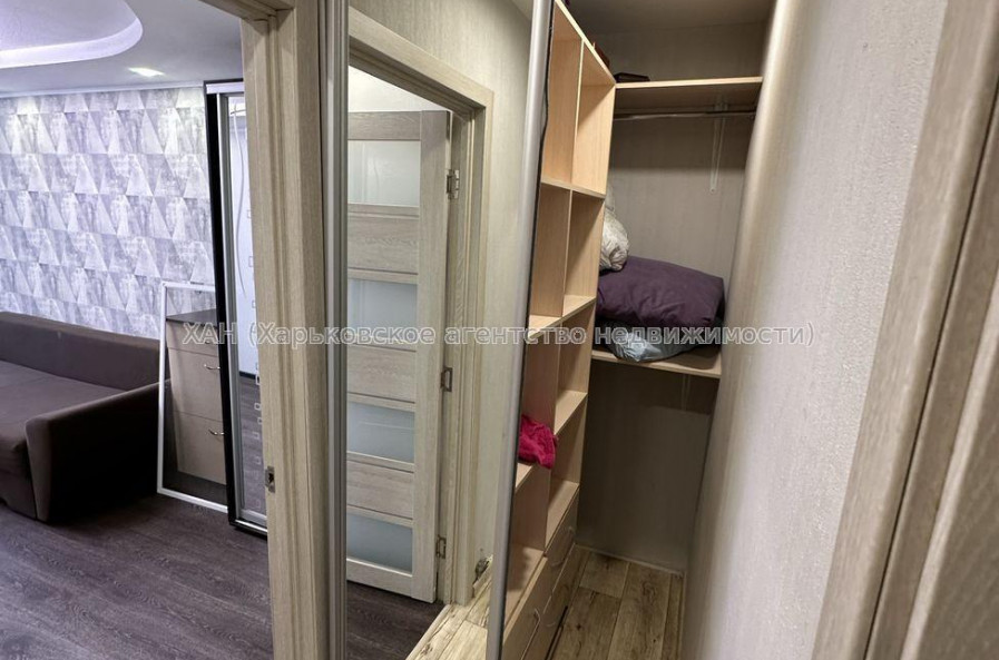 Продам квартиру, Байрона пр-т , 2  ком., 45 м², капитальный ремонт 