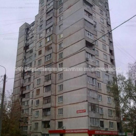 Продам квартиру, Салтовское шоссе , 4  ком., 79 м², косметический ремонт