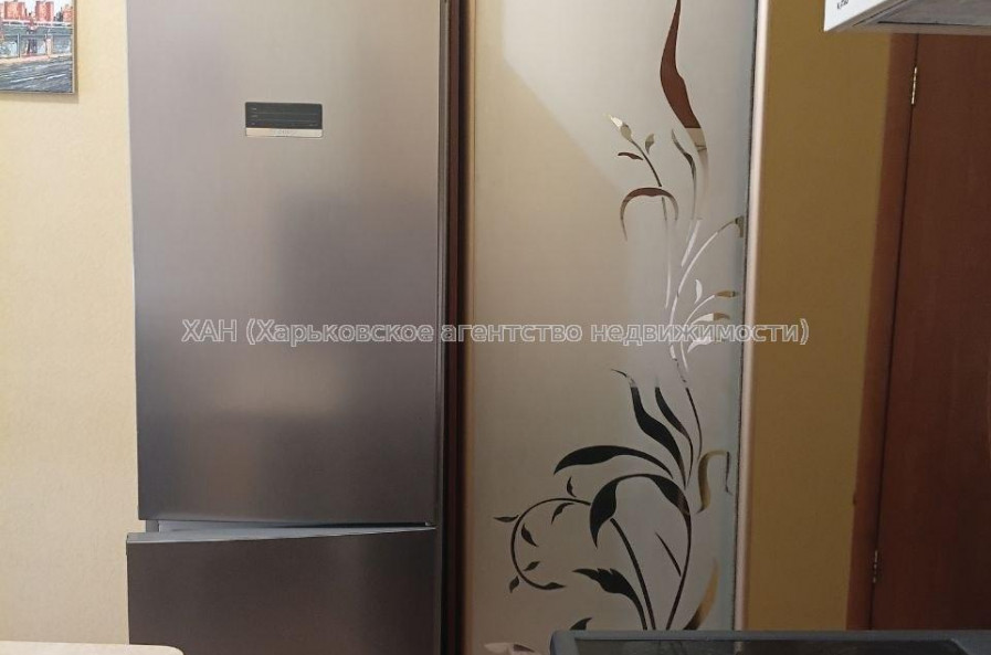 Продам квартиру, Большая Панасовская ул. , 1 кім., 17.80 м², косметический ремонт 