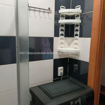 Продам квартиру, Большая Панасовская ул. , 1 кім., 17.80 м², косметический ремонт 