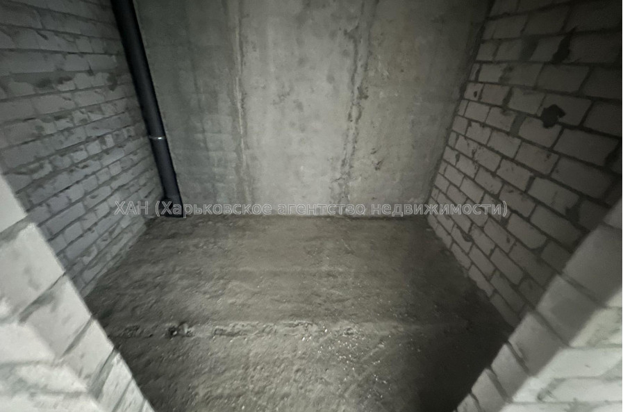 Продам квартиру, Полтавский Шлях ул. , 1  ком., 43.20 м², без внутренних работ 