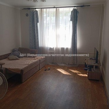 Продам квартиру, Харьковская ул. , 2  ком., 47 м², косметический ремонт 