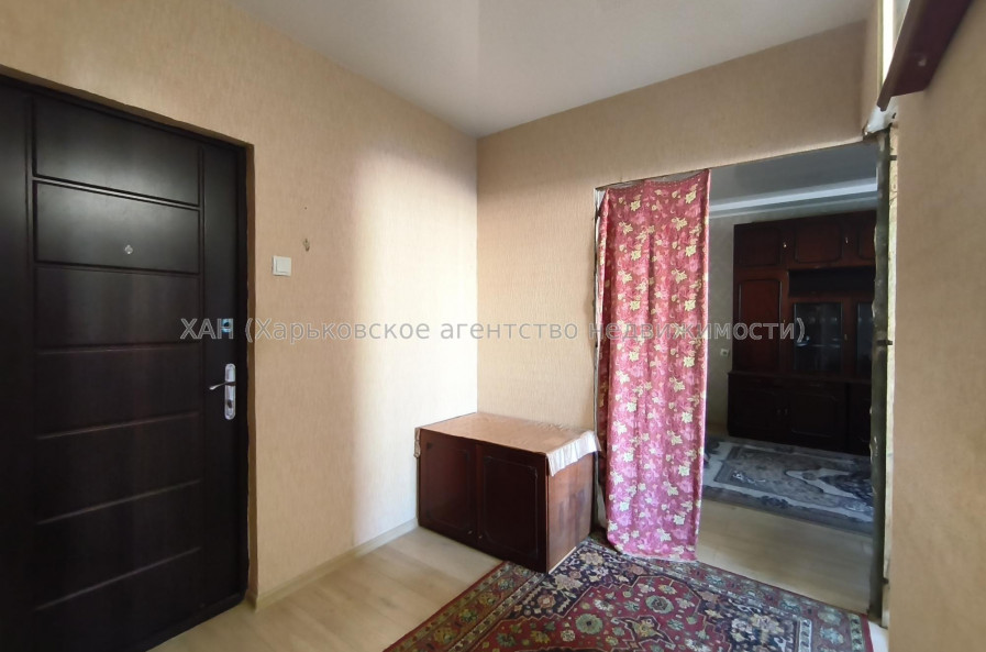 Продам квартиру, 92-й бригады ул. , 50 , 2 кім., 54.50 м², косметический ремонт 