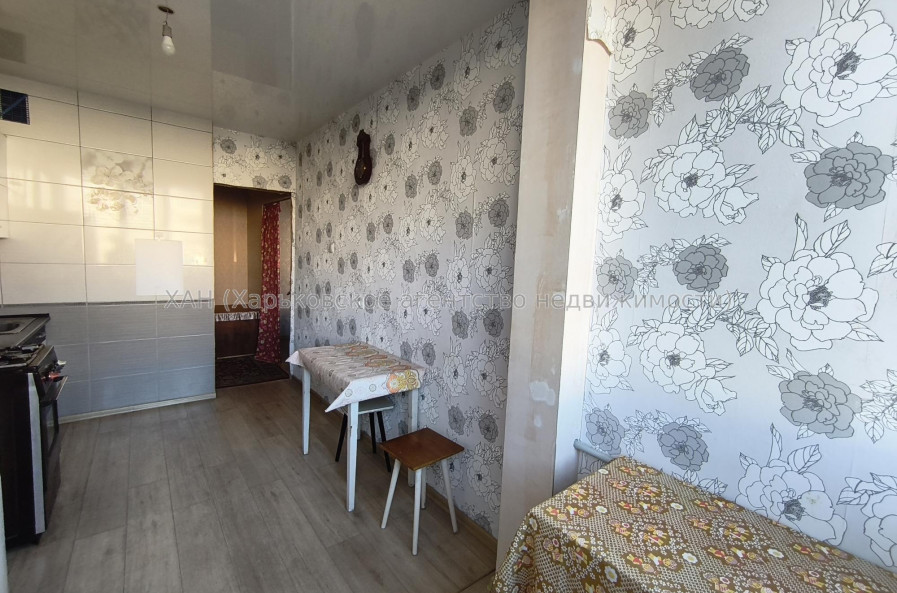 Продам квартиру, 92-й бригады ул. , 50 , 2 кім., 54.50 м², косметический ремонт 