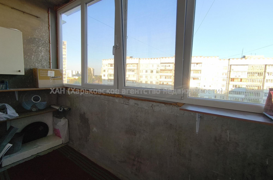 Продам квартиру, 92-й бригады ул. , 50 , 2 кім., 54.50 м², косметический ремонт 