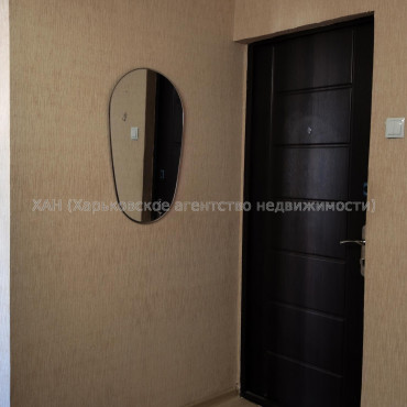 Продам квартиру, 92-й бригады ул. , 50 , 2 кім., 54.50 м², косметический ремонт 
