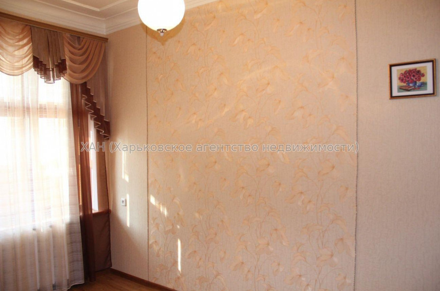 Продам квартиру, Мироносицкая ул. , 4  ком., 74.60 м², капитальный ремонт 