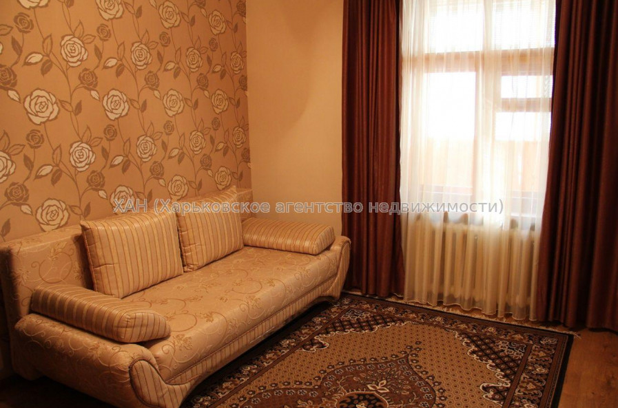 Продам квартиру, Мироносицкая ул. , 4  ком., 74.60 м², капитальный ремонт 