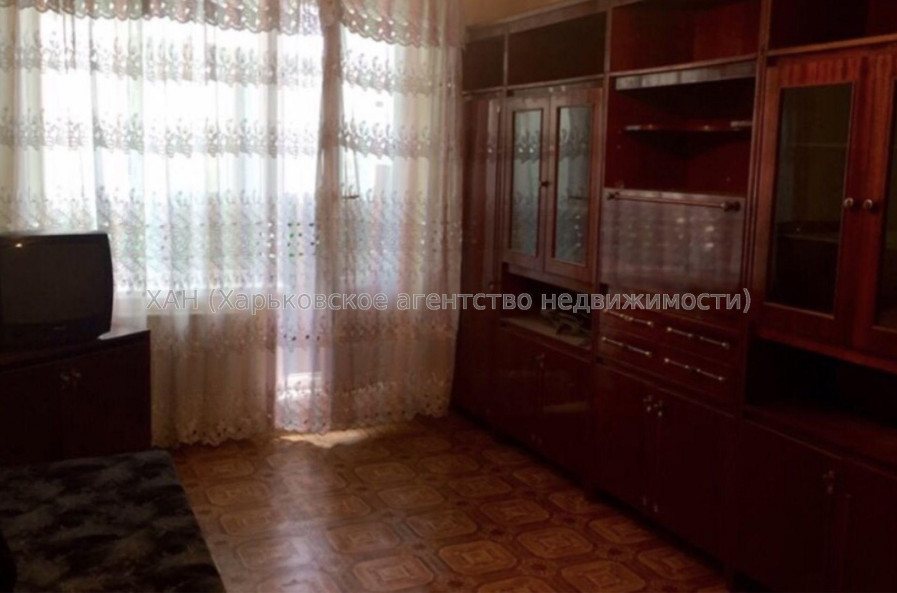 Продам квартиру, Валентиновская ул. , 2 кім., 44.90 м², косметический ремонт 