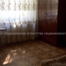 Продам квартиру, Валентиновская ул. , 2 кім., 44.90 м², косметический ремонт