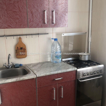 Продам квартиру, Валентиновская ул. , 2 кім., 44.90 м², косметический ремонт 