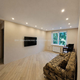 Продам квартиру, Академика Павлова ул. , 3 кім., 65 м², евроремонт