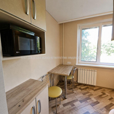 Продам квартиру, Академика Павлова ул. , 3 кім., 65 м², евроремонт 