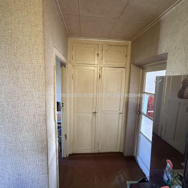 Продам квартиру, Клочковская ул. , 2 кім., 48 м², косметический ремонт 