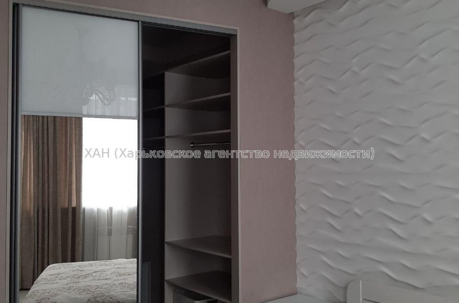 Сдам квартиру, Науки просп. , 2  ком., 75 м², авторский дизайн 