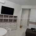 Сдам квартиру, Науки просп. , 2  ком., 75 м², авторский дизайн 