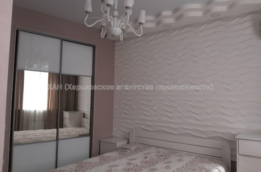 Сдам квартиру, Науки просп. , 2  ком., 75 м², авторский дизайн 