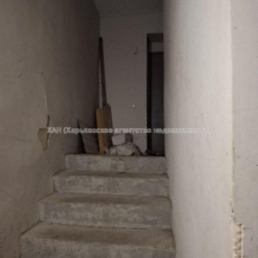 Продам квартиру, Барабашова академика ул. , 1  ком., 19 м², капитальный ремонт 