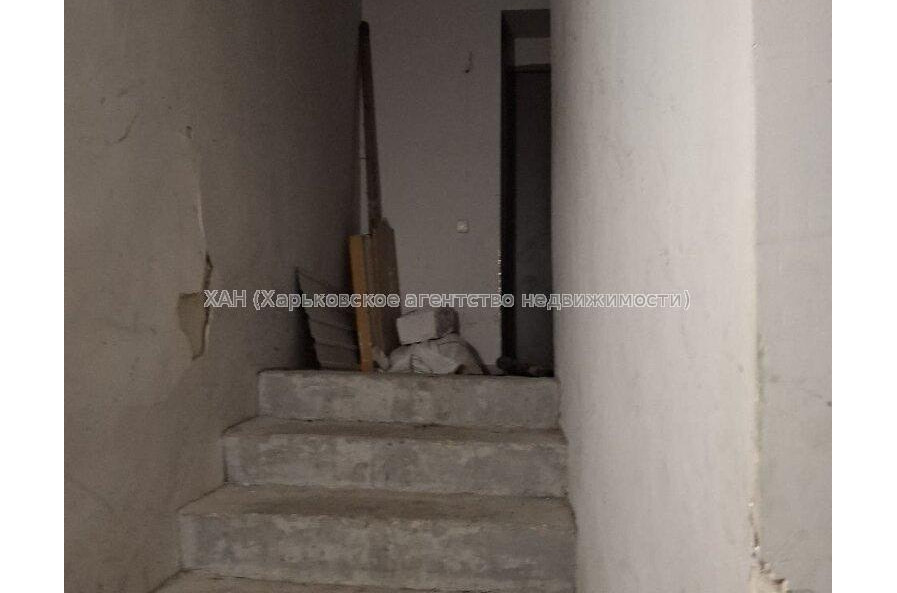 Продам квартиру, Барабашова академика ул. , 1  ком., 19 м², капитальный ремонт 