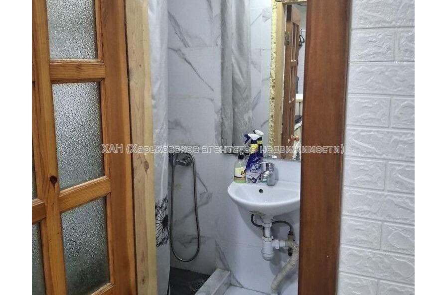 Продам квартиру, Барабашова академика ул. , 1  ком., 19 м², капитальный ремонт 