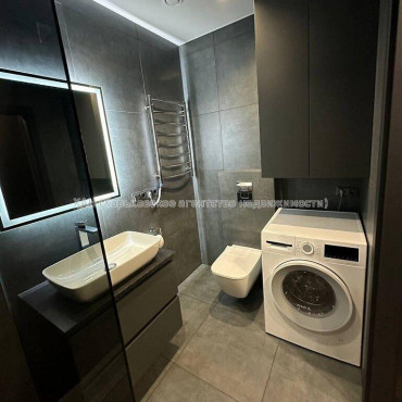 Продам квартиру, Лисаветинская ул. , 1 кім., 50 м², евроремонт 