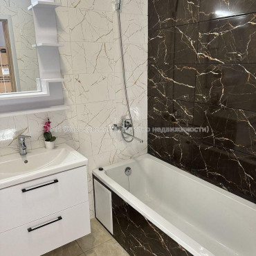 Продам квартиру, Шевченко ул. , 1  ком., 40.20 м², авторский дизайн 