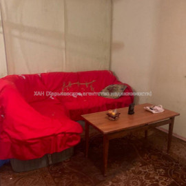 Продам квартиру, 23 Августа ул. , 1 кім., 28.40 м², косметический ремонт