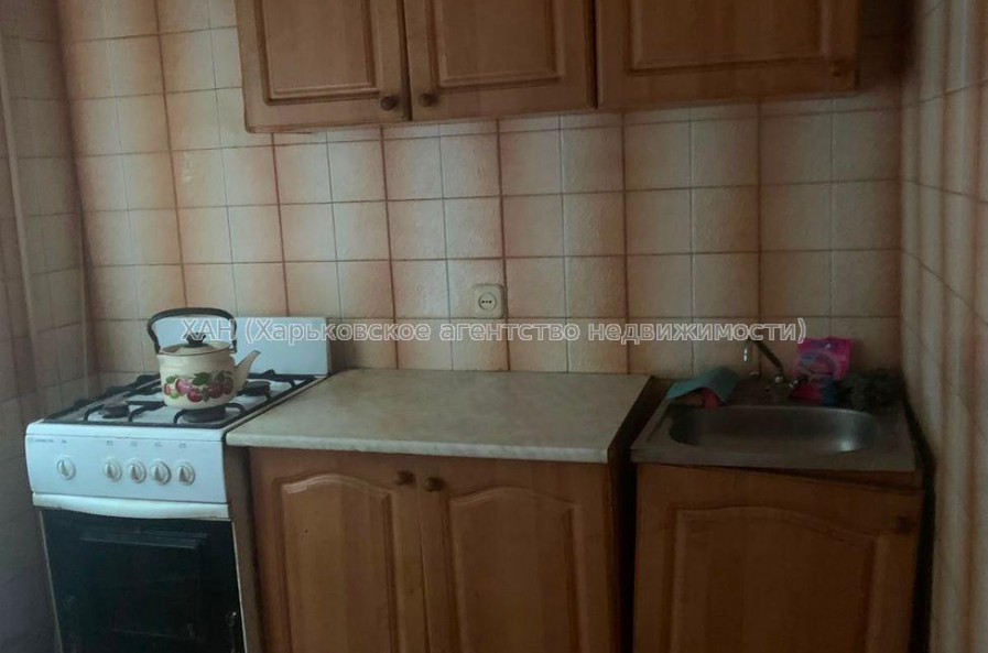 Продам квартиру, 23 Августа ул. , 1  ком., 28.40 м², косметический ремонт 