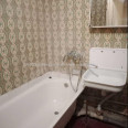 Продам квартиру, Валентиновская ул. , 1  ком., 33 м², советский ремонт 