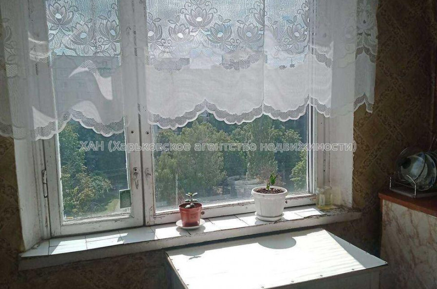Продам квартиру, Валентиновская ул. , 1  ком., 33 м², советский ремонт 