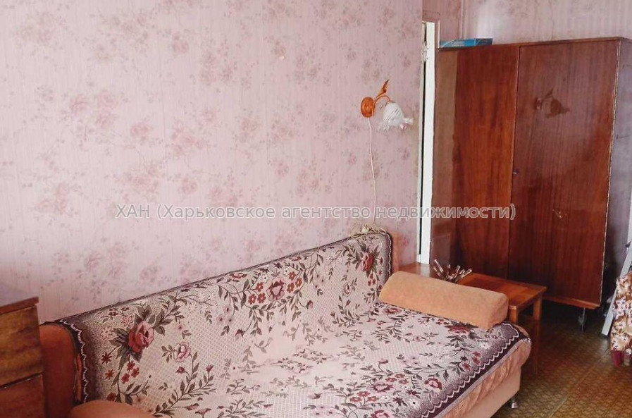 Продам квартиру, Валентиновская ул. , 1  ком., 33 м², советский ремонт 