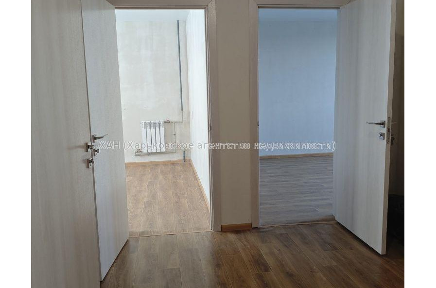 Продам квартиру, Натальи Ужвий ул. , 3 кім., 65 м², косметический ремонт 