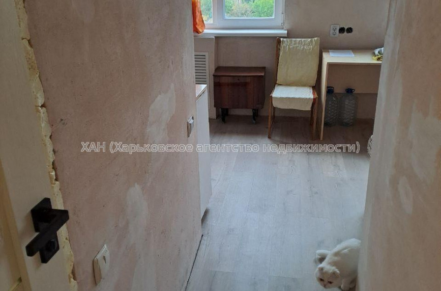 Продам квартиру, Салтовское шоссе , 1 кім., 32 м², без внутренних работ 