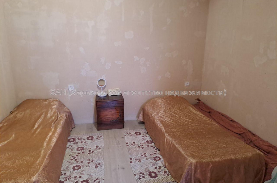 Продам квартиру, Салтовское шоссе , 1 кім., 32 м², без внутренних работ 