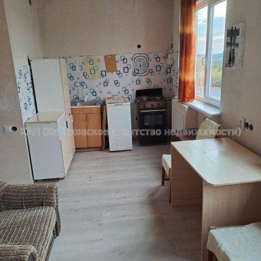 Продам квартиру, Салтовское шоссе , 1 кім., 32 м², без внутренних работ 