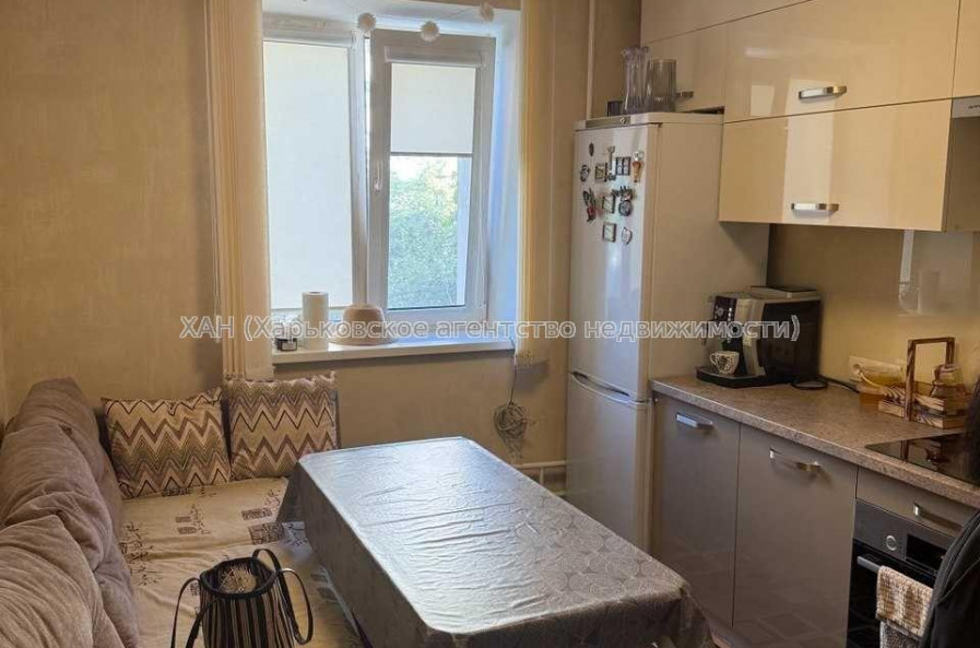 Продам квартиру, Ахсарова Энвера ул. , 1  ком., 38 м², косметический ремонт 