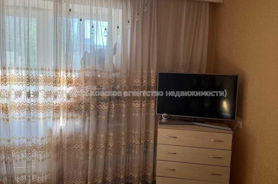 Продам квартиру, Ахсарова Энвера ул. , 1  ком., 38 м², косметический ремонт 