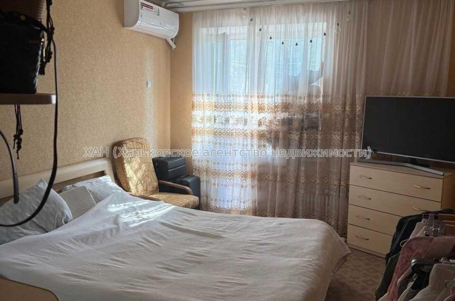Продам квартиру, Ахсарова Энвера ул. , 1  ком., 38 м², косметический ремонт 