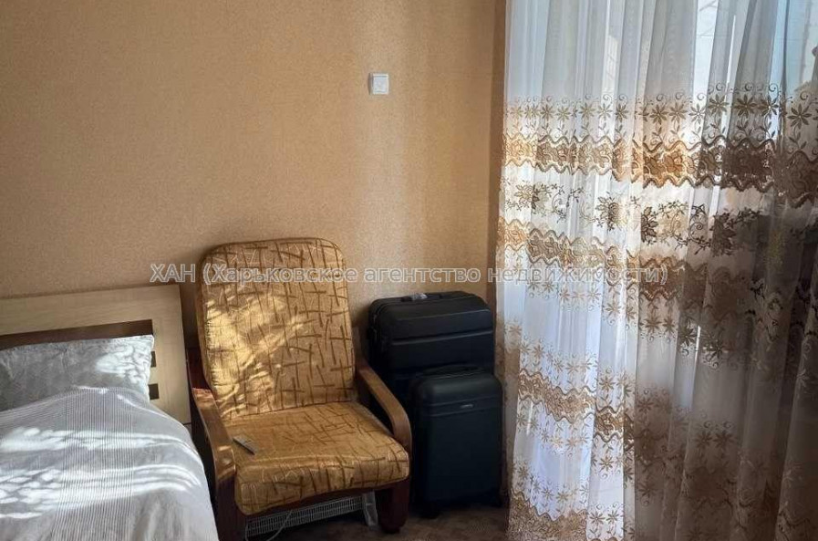 Продам квартиру, Ахсарова Энвера ул. , 1  ком., 38 м², косметический ремонт 