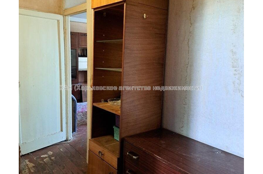 Продам квартиру, Каденюка ул. , 1 кім., 33.60 м², советский ремонт 