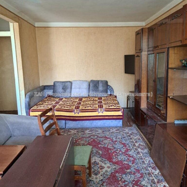 Продам квартиру, Каденюка ул. , 1 кім., 33.60 м², советский ремонт 