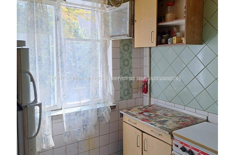 Продам квартиру, Каденюка ул. , 1 кім., 33.60 м², советский ремонт 