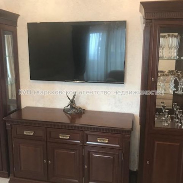 Продам квартиру, Науки просп. , 3  ком., 110 м², авторский дизайн 