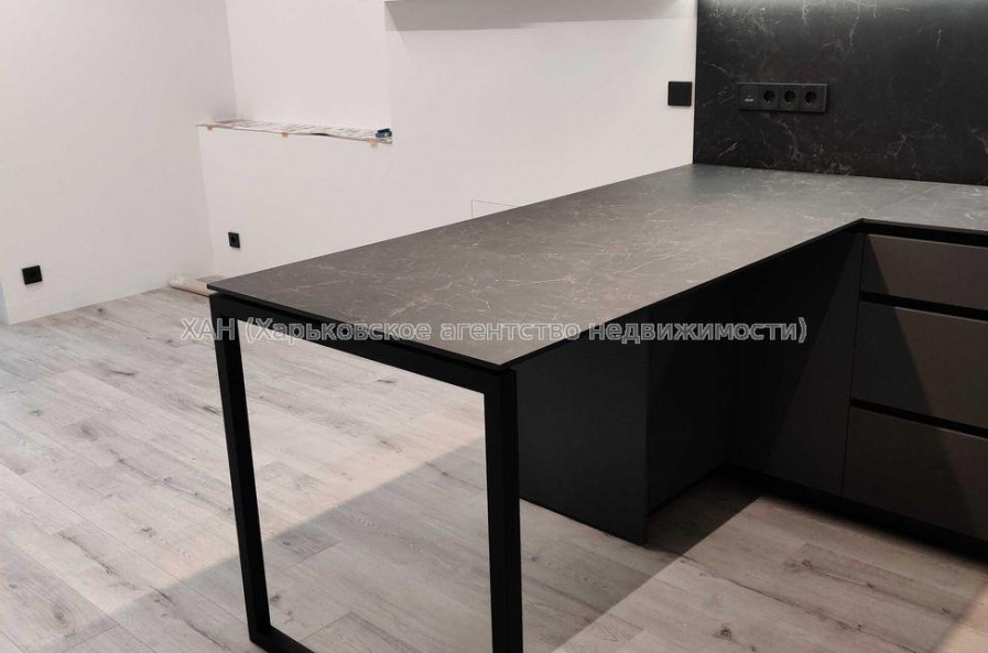 Продам квартиру, Профессорская ул. , 1 кім., 56 м², авторский дизайн 