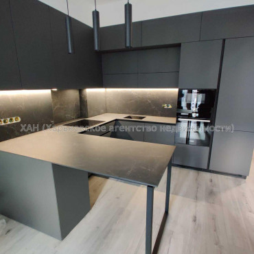 Продам квартиру, Профессорская ул. , 1 кім., 56 м², авторский дизайн 