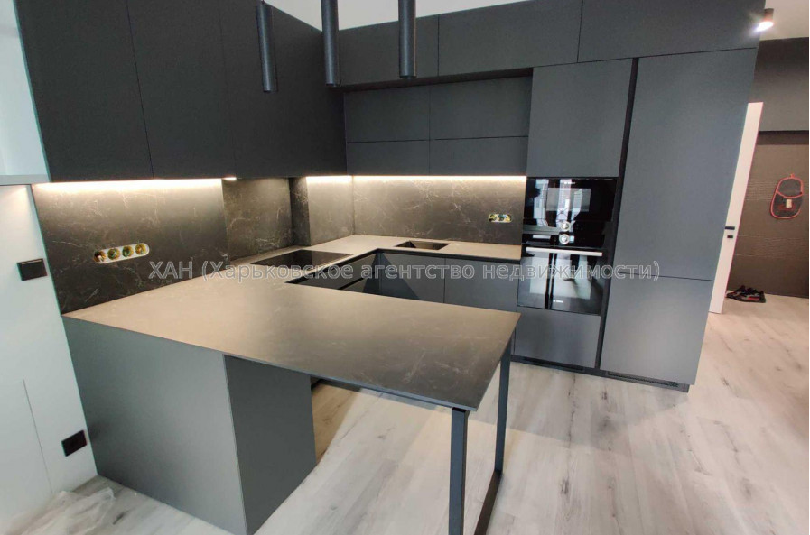 Продам квартиру, Профессорская ул. , 1 кім., 56 м², авторский дизайн 