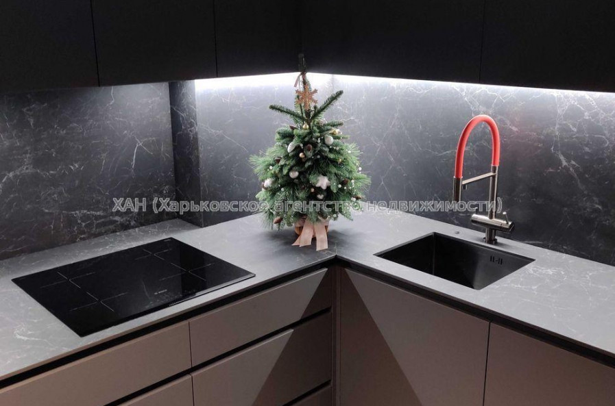 Продам квартиру, Профессорская ул. , 1 кім., 56 м², авторский дизайн 