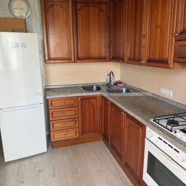 Продам квартиру, Луганская ул. , 2 кім., 58.50 м², капитальный ремонт 